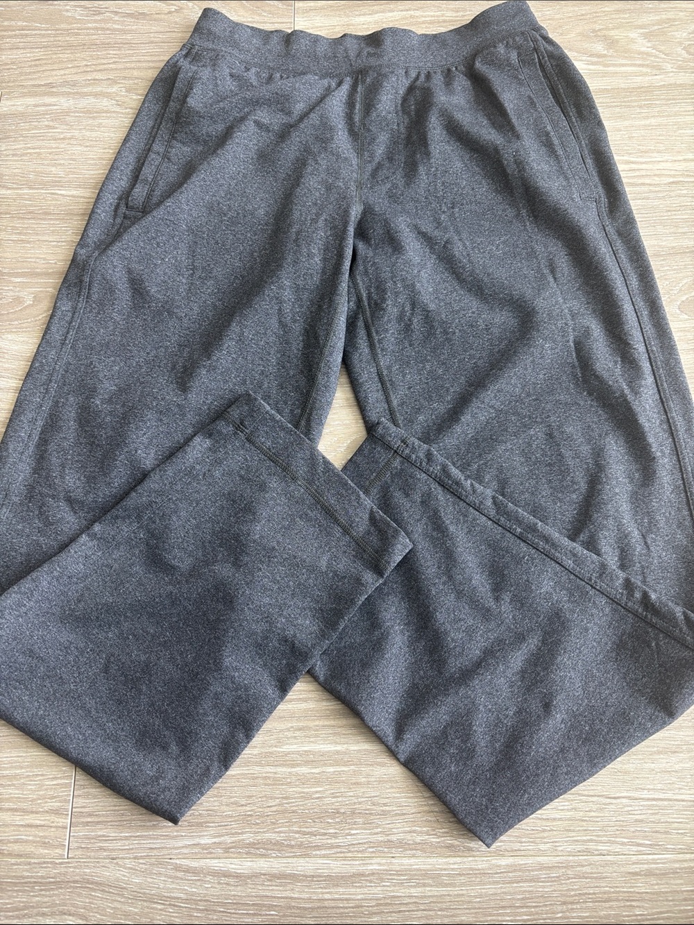 Lululemon Men's Kung Fu Pant Heathered Black Size M Four Way Stretch